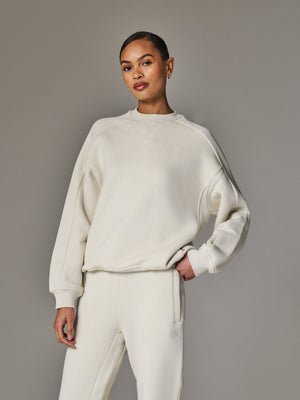 LAUNDERED CLASSICS SEAM DETAIL SWEATSHIRT - ECRU