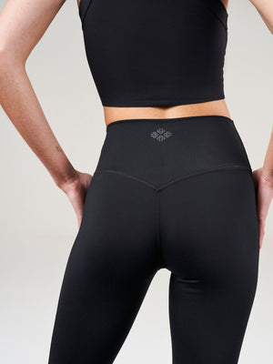 EMBLEM STRETCH SCULPTING LEGGINGS - BLACK