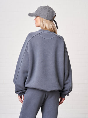 LAUNDERED CLASSICS SEAM DETAIL SWEATSHIRT - PETROL BLUE