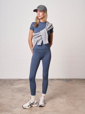 SCULPTING STRETCH EMBLEM BABY TEE - PETROL BLUE