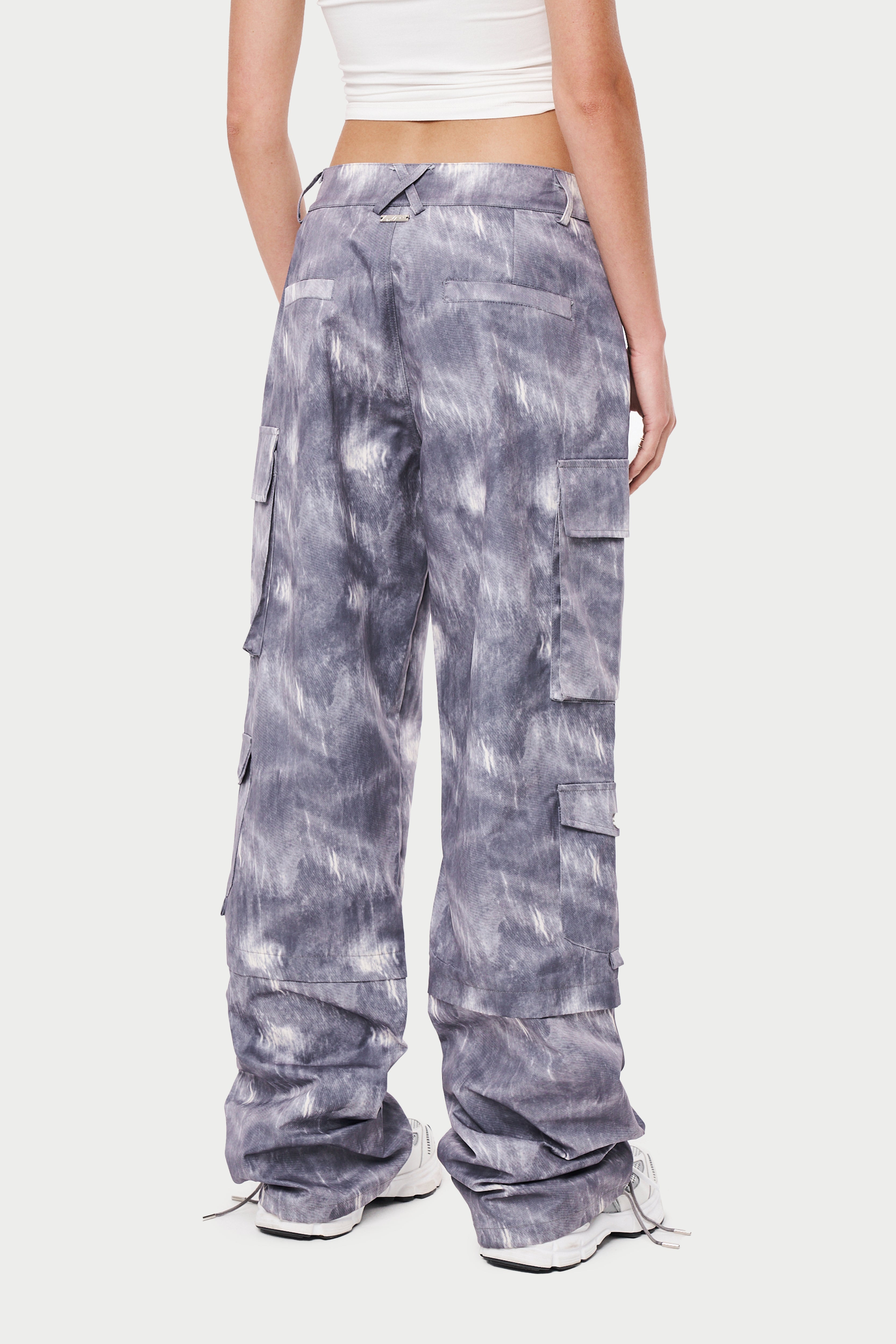 Tie dye hot sale cargo pants