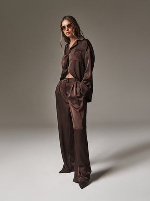 SATIN TAILORED RELAXED TROUSER - DEEP CHOCOLATE