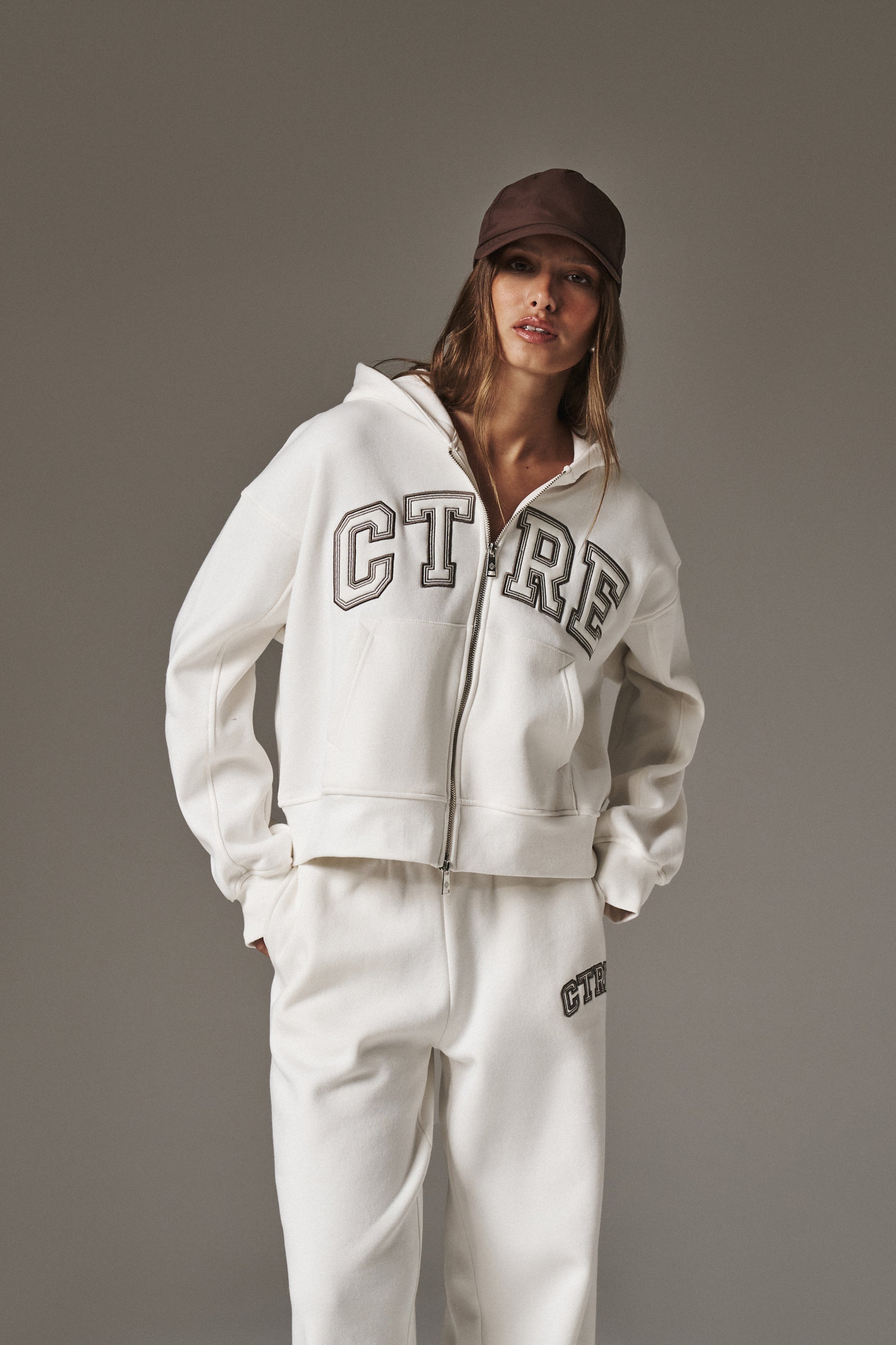 CTRE CROPPED ZIP THROUGH HOODIE - OFF WHITE – The Couture Club