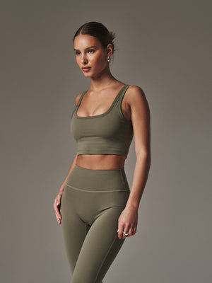 SCULPTING STRETCH EMBLEM SPORTS BRA - KHAKI