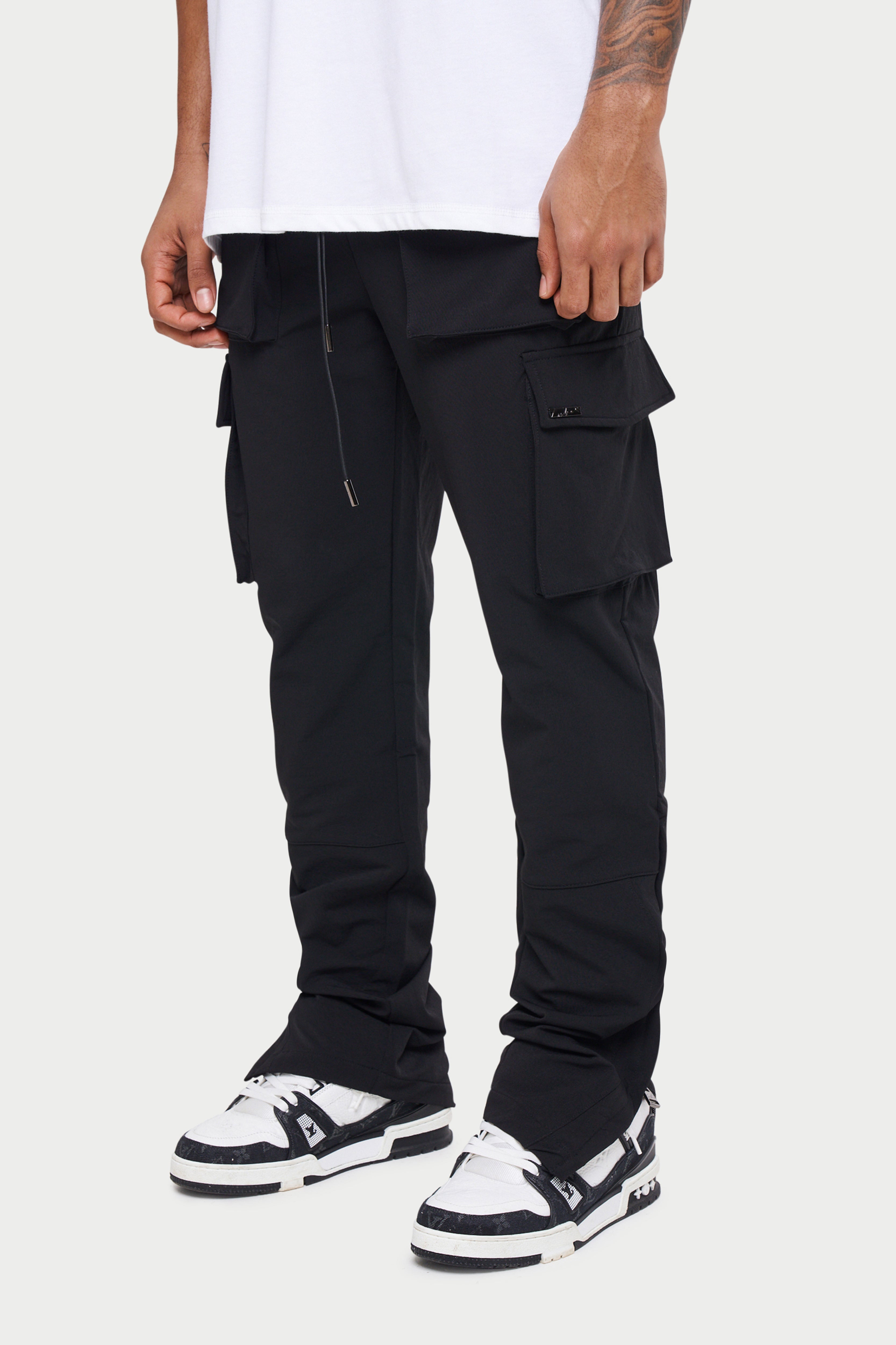 Mnml snap store zipper cargo pants