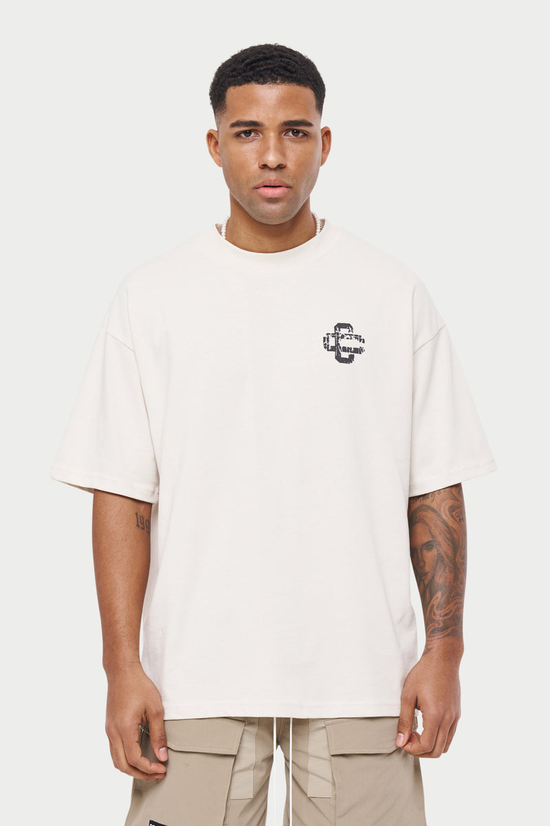 CRACKED PRINT EMBLEM RELAXED T-SHIRT - OFF WHITE – The Couture Club