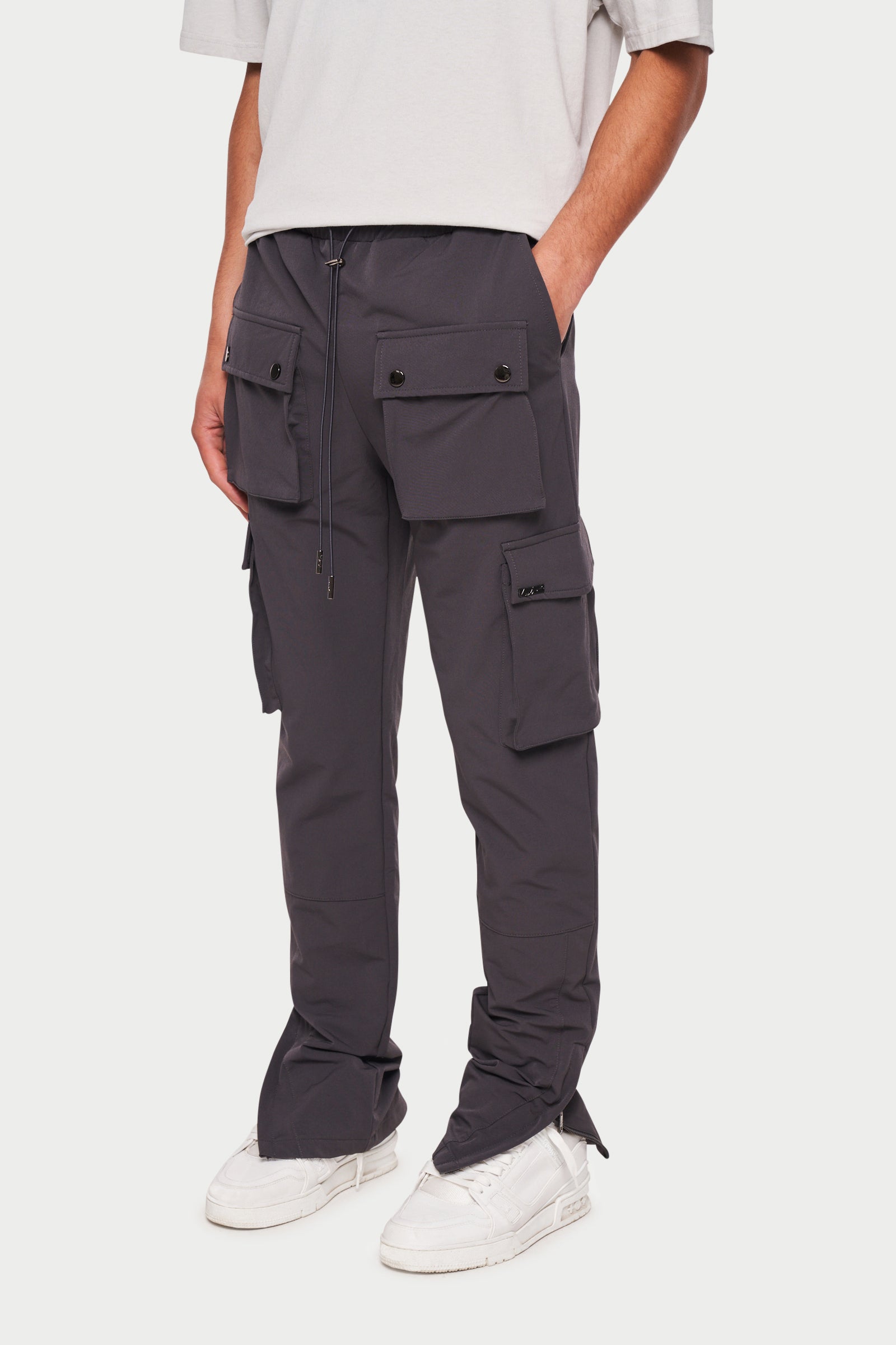 Zipper deals cargo pants